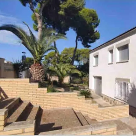 בית נופש Casa La Pineda Salou, Playa Y Port Aventura *