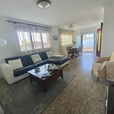 Casa La Pineda Salou, Playa Y Port Aventura בית נופש *